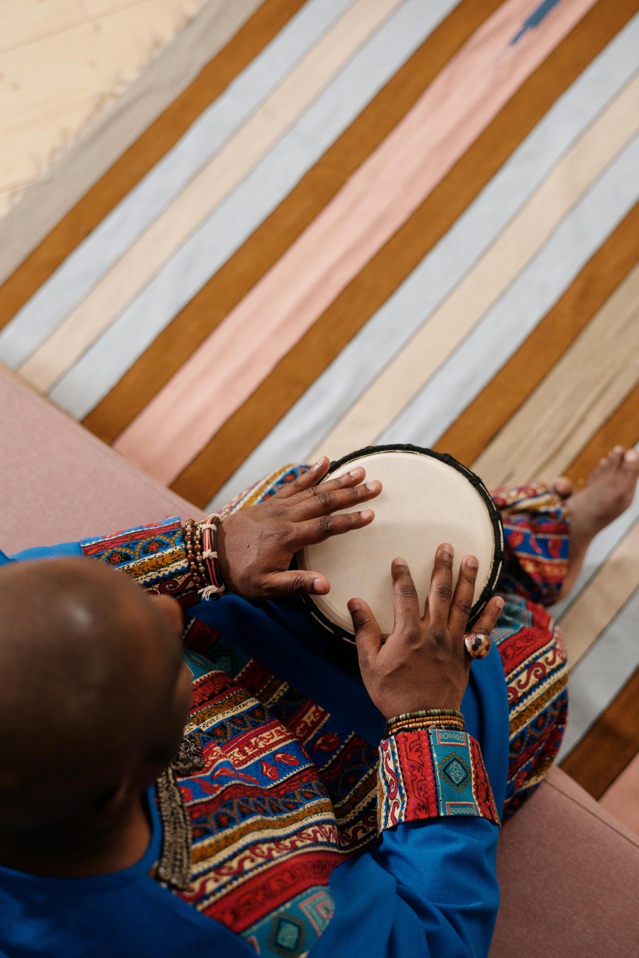 Découverte des instruments de musique africains : une plongée dans la richesse culturelle du continent